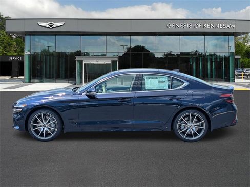 Used 2026 Genesis G70 2.5T Prestige image 4