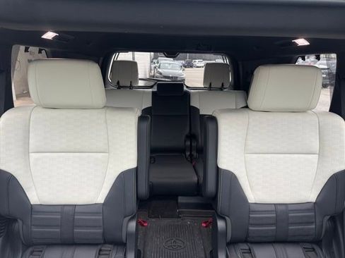 Used 2024 Toyota Sequoia Capstone image 27