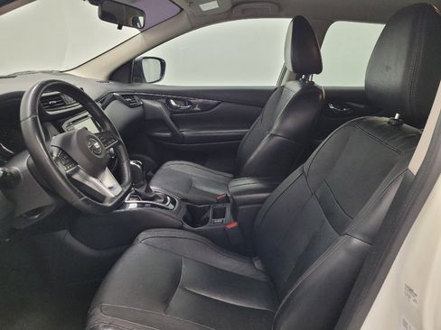 Used 2017 Nissan Rogue Sport SL FWD image 17