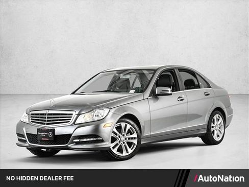 Used 2012 Mercedes-Benz C 300 4MATIC Sedan image 1