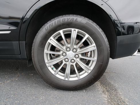 Used 2018 Cadillac XT5 Luxury w/ Driver Awareness Package image 13