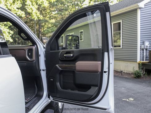 Used 2022 Chevrolet Silverado 3500 High Country w/ Technology Package AWD/4WD image 70