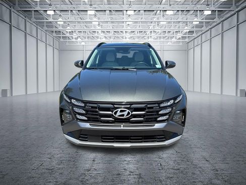 Certified 2025 Hyundai Tucson SEL AWD/4WD image 2