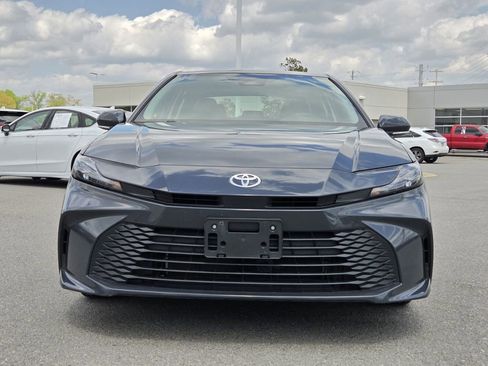 Used 2025 Toyota Camry LE FWD image 13