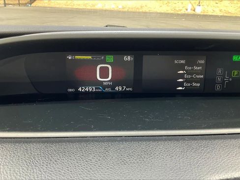 Used 2021 Toyota Prius L Eco image 23