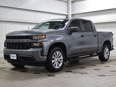 Used 2022 Chevrolet Silverado 1500 Custom w/ Safety Confidence Package image 3