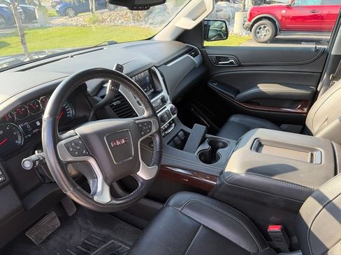 Used 2019 GMC Yukon SLT AWD/4WD image 13