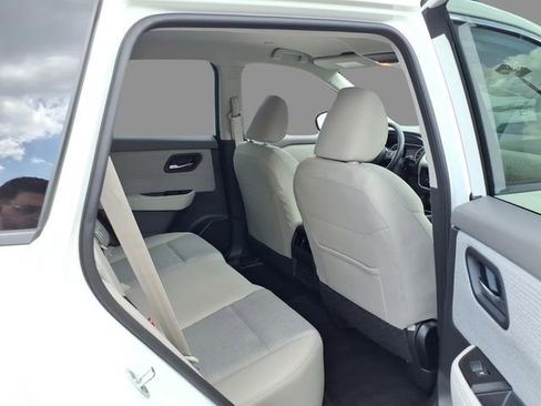 Certified 2023 Nissan Rogue SV AWD/4WD image 12
