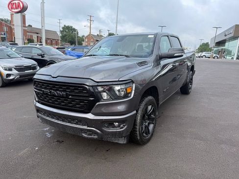 Used 2022 RAM 1500 Big Horn AWD/4WD image 3