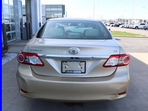 Used 2011 Toyota Corolla LE FWD image 6