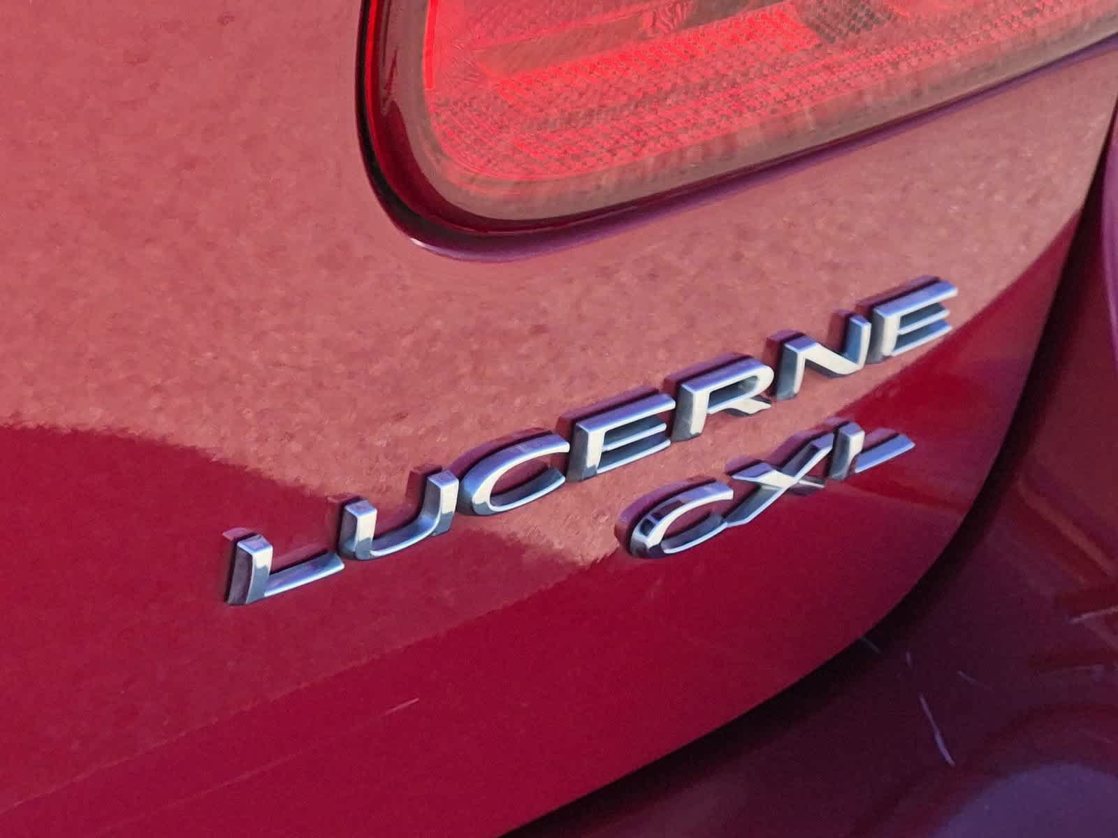 Used 2011 Buick Lucerne CXL w/ Driver Confidence Package FWD image 13