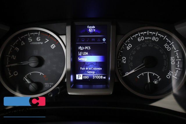Certified 2018 Toyota Tacoma SR5 AWD/4WD image 17