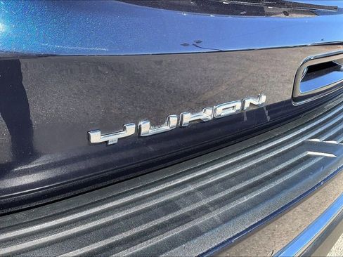 Used 2022 GMC Yukon XL SLT w/ SLT Premium Package image 21