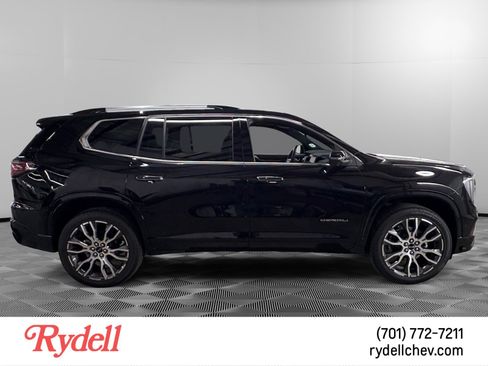 Used 2026 GMC Acadia Denali Ultimate w/ LPO, Floor Liner Package AWD/4WD image 6