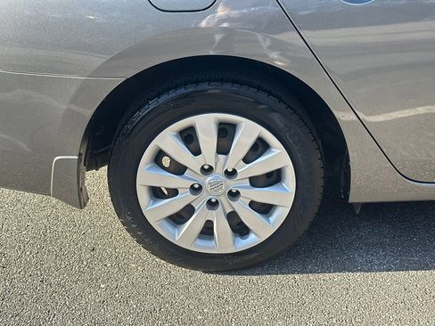 Used 2019 Nissan Sentra S image 17