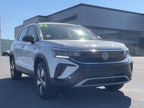 Used 2024 Volkswagen Taos S AWD/4WD image 1
