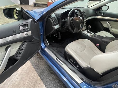 Used 2012 INFINITI G37 Convertible w/ Premium Pkg RWD image 14