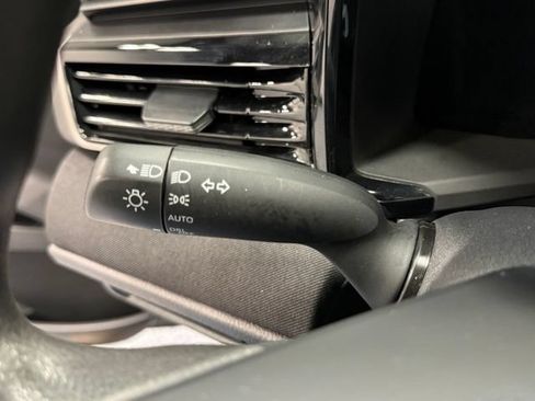 Used 2025 Toyota Camry LE FWD image 21