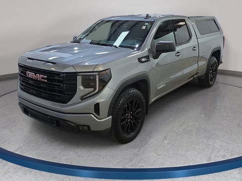 Used 2023 GMC Sierra 1500 Elevation AWD/4WD image 1