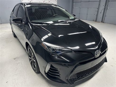 Used 2018 Toyota Corolla SE image 9