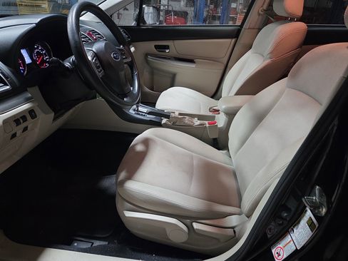 Used 2015 Subaru Crosstrek 2.0i Premium image 12