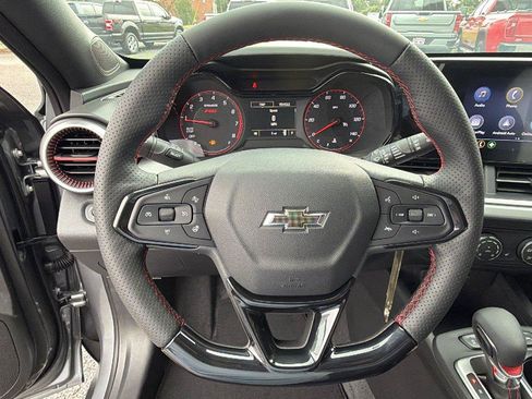 New 2026 Chevrolet Trax RS w/ Sunroof Package FWD image 21