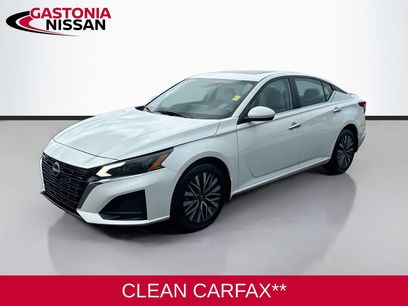 Used 2024 Nissan Altima 2.5 SV w/ SV Premium Package