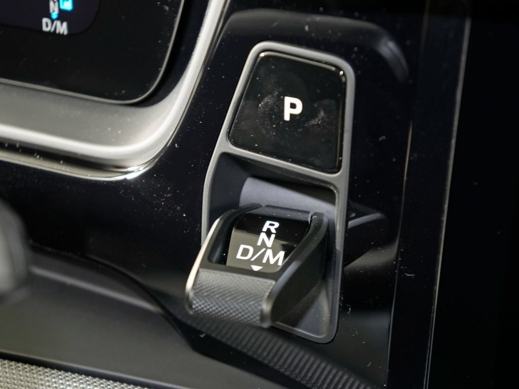 Certified 2026 Porsche Cayenne Coupe AWD/4WD image 27