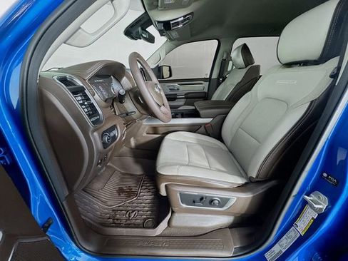 Used 2025 RAM 1500 Laramie AWD/4WD image 26