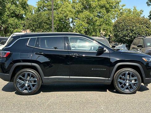 New 2026 Jeep Compass Latitude AWD/4WD image 3