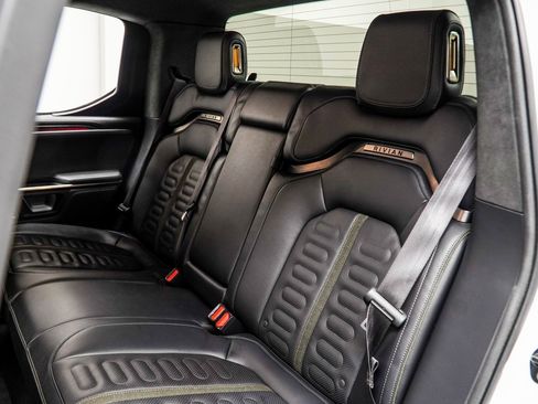 Used 2022 Rivian R1T Adventure image 41