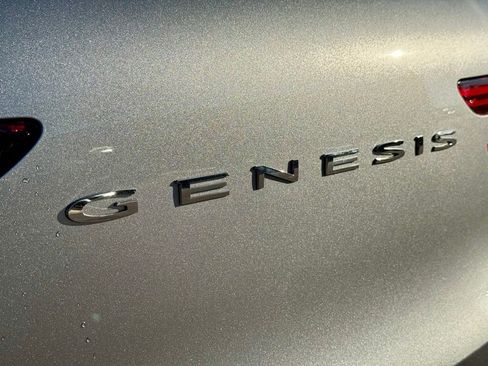 New 2026 Genesis GV70 2.5T Advanced image 13