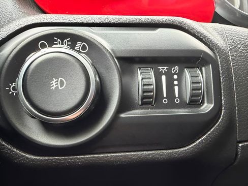 Used 2021 Jeep Wrangler Unlimited Sport image 16