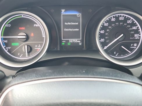 Used 2021 Toyota Camry LE w/ Cold Weather Package FWD image 15