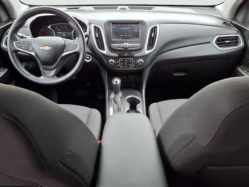 Used 2021 Chevrolet Equinox LT image 12