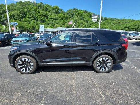 Used 2026 Ford Explorer Platinum AWD/4WD image 4