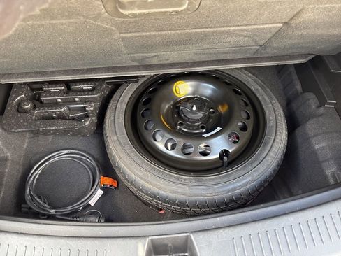 Used 2021 Buick Encore GX Essence w/ Advanced Technology Package image 32