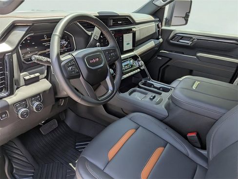 New 2025 GMC Sierra 2500 AT4 w/ AT4 Premium Plus Package image 19