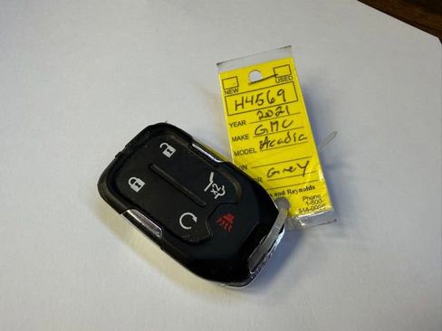 Used 2021 GMC Acadia SLE w/ Driver Convenience Package image 42