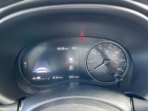 Used 2024 Nissan Kicks SV image 22