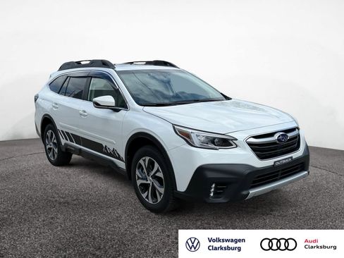 Used 2020 Subaru Outback Limited XT w/ Popular Package #2 AWD/4WD image 3