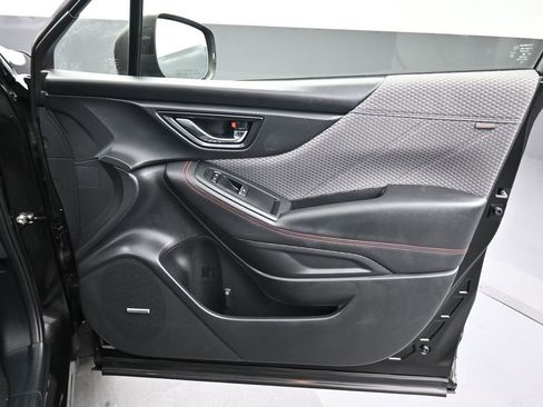 Used 2023 Subaru Forester Sport image 41