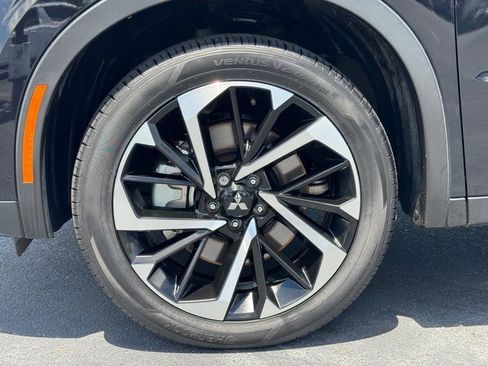 Used 2022 Mitsubishi Outlander SE image 9