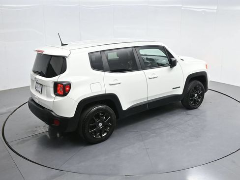Used 2023 Jeep Renegade Latitude AWD/4WD image 50