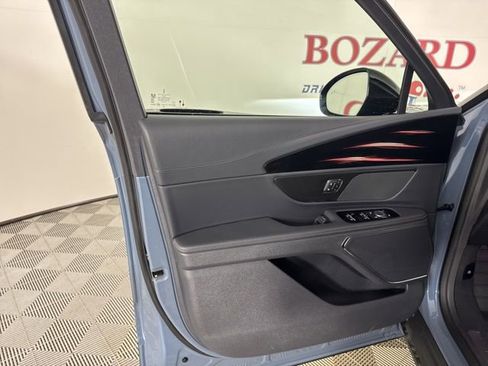 New 2026 Lincoln Nautilus Premier image 16