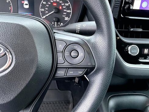 Used 2024 Toyota Corolla LE image 11