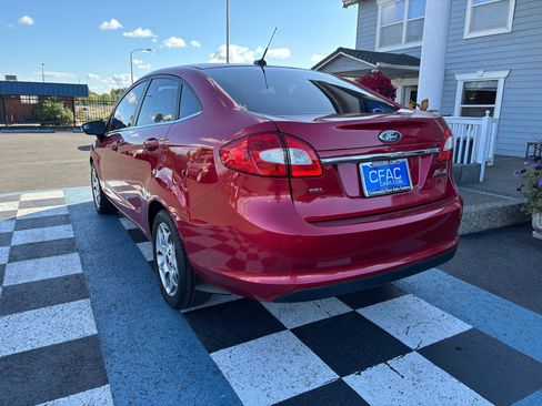 Used 2011 Ford Fiesta SEL w/ 301A Rapid Spec Order Code FWD image 3