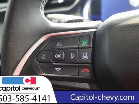 Used 2025 Jeep Grand Cherokee Altitude AWD/4WD image 20