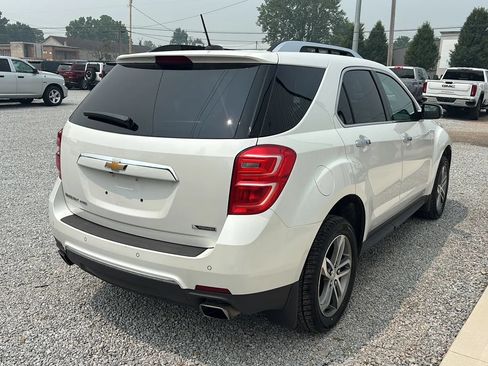 Used 2017 Chevrolet Equinox Premier w/ Enhanced Convenience Package AWD/4WD image 8