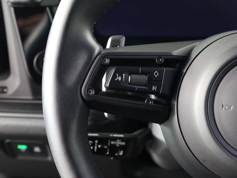 Certified 2025 Porsche Cayenne GTS AWD/4WD image 14